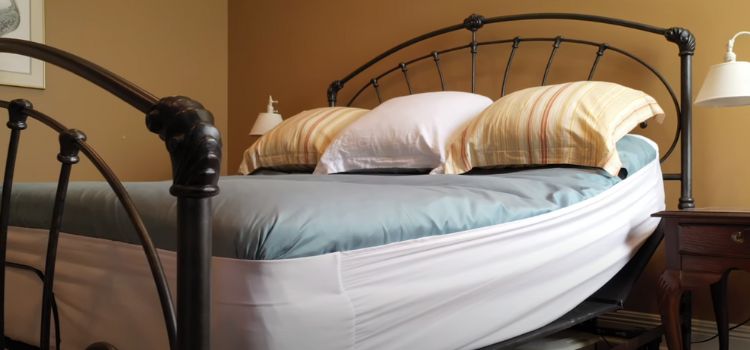 Finding the best sheets for adjustable beds 