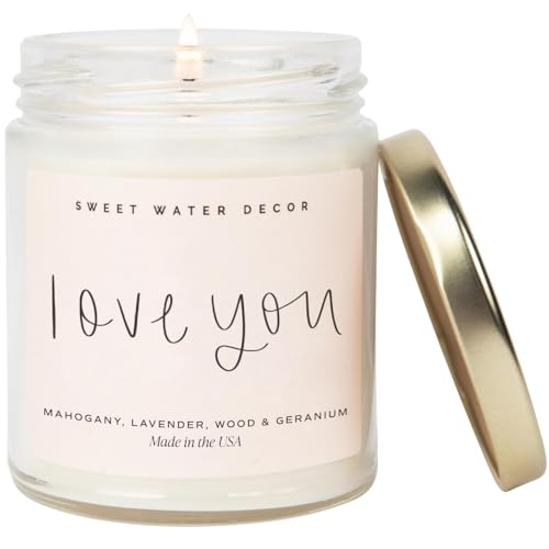 Best Candle Scents for Valentine's Day: Romantic Aromas to Set the Mood